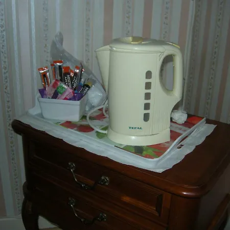 Le Grand Pre Bed & Breakfast 3*